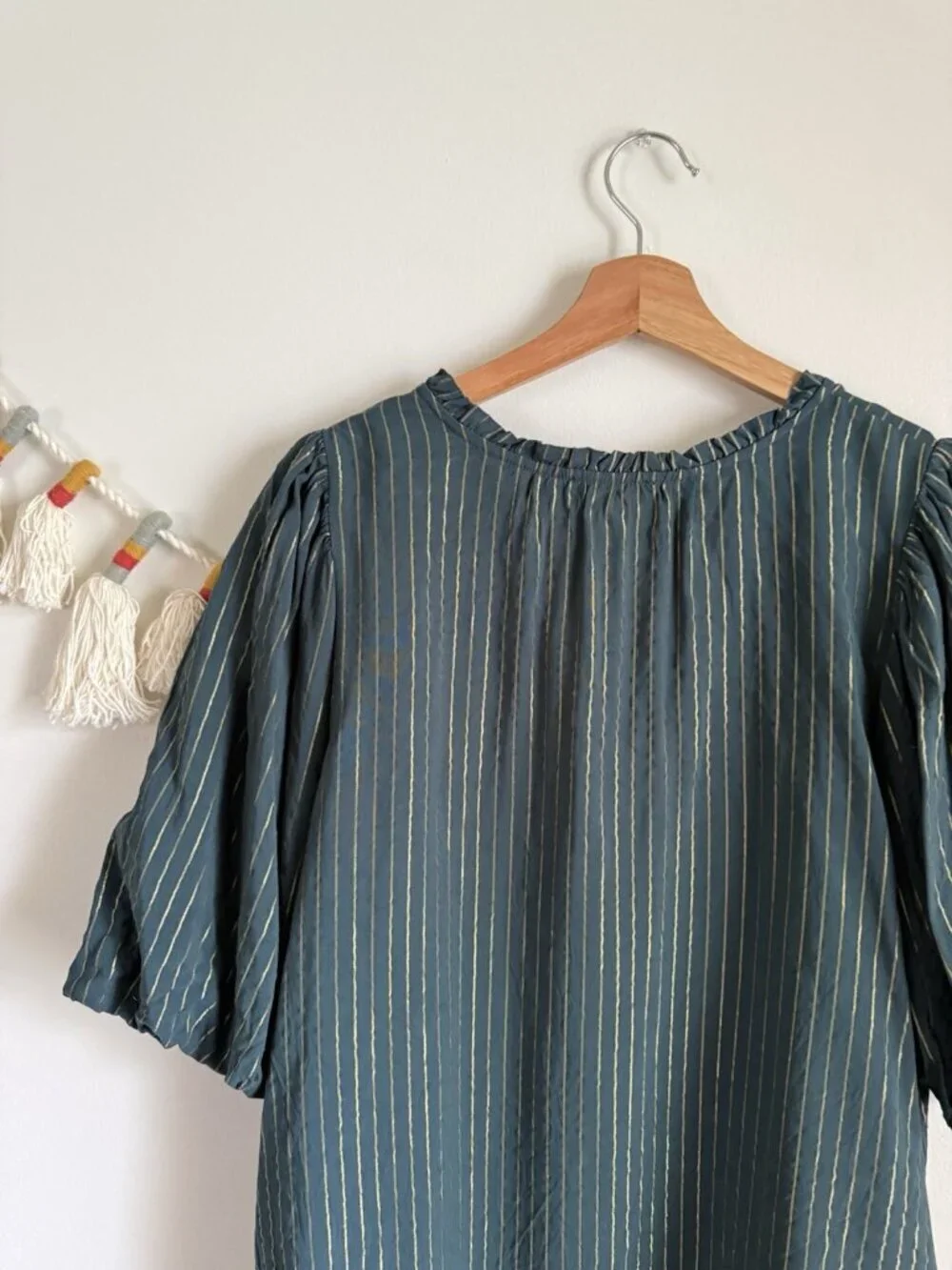 Loft Green Metallic Striped Puff Sleeve V-neck Relax Top Feminine Boho Beachy XL